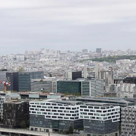 Lejlighed On The 31st Floor With Balcony In