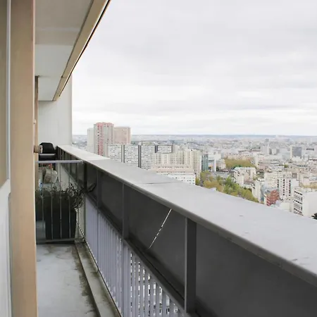 On The 31st Floor With Balcony In *