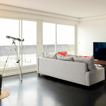 Apartment On The 31st Floor With Balcony In